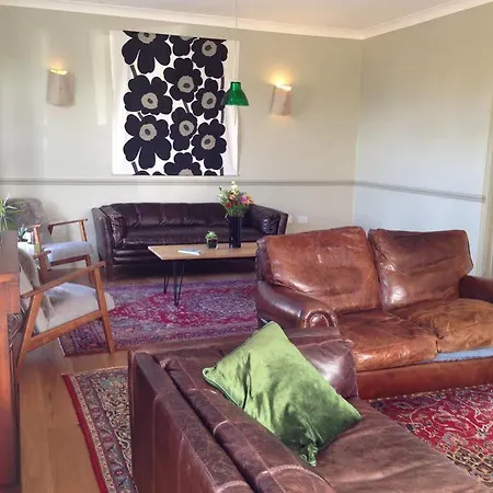 St George's Country House